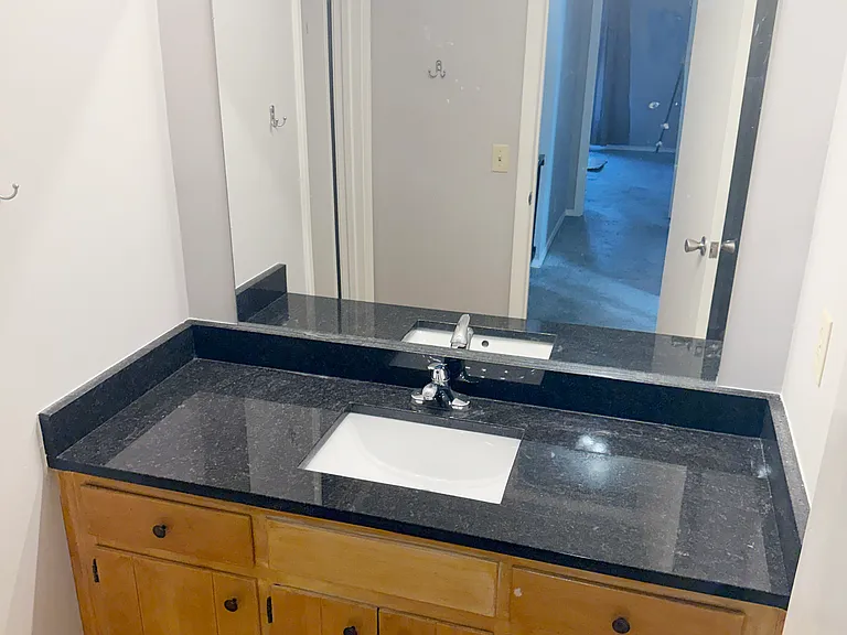 514 Highland View Dr — Photo 12