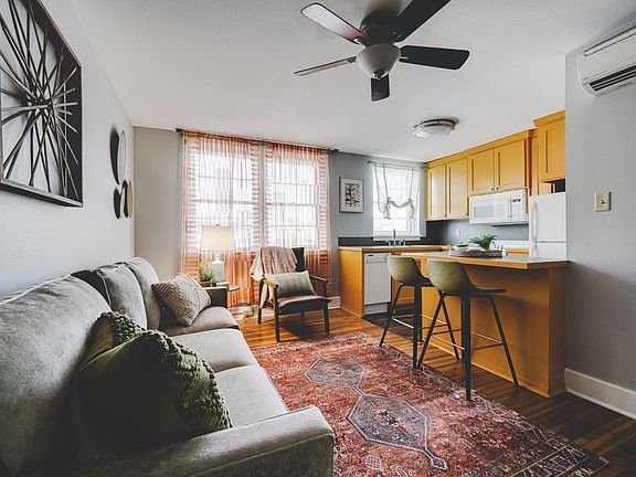 2nd image of 315 E 6th St #108