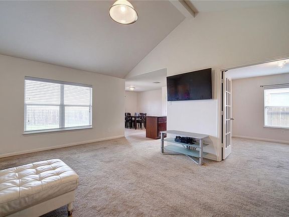 4th image of 19321 Wt Gallaway St