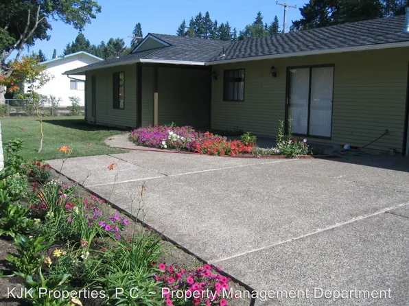 4781 SE La Cour Ct, Milwaukie, OR 97267