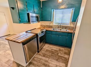 2940 Peek Rd NW, Atlanta, GA 30318