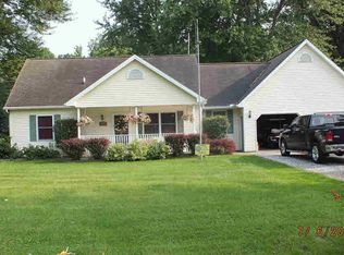 2187 W Dean Rd, Temperance, MI 48182