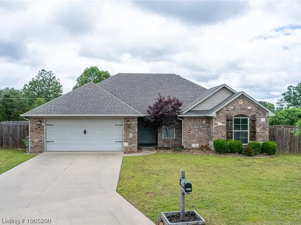 1018 Persimmon St, Greenwood, AR 72936