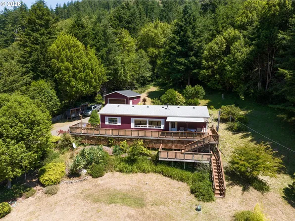 32051 Cedar Valley Rd, Gold Beach, OR 97444