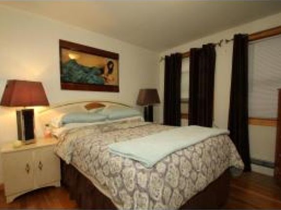4th image of 165 Bay 46 St #1