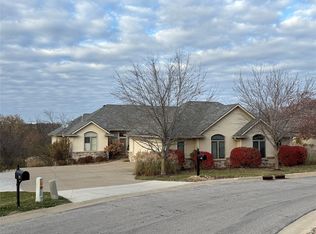 2827 SW 30th St, Des Moines, IA 50321