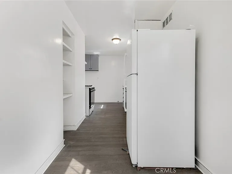 2441 3rd St #7 — Photo 21