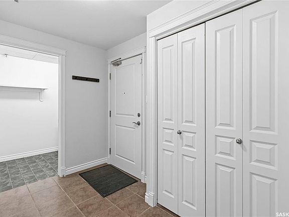 4th image of UNIT 112-619 Saskatchewan CRESCENT W