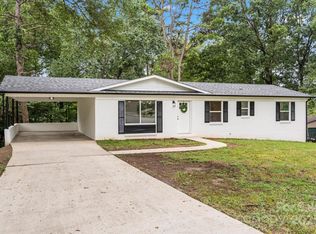 3030 Mac Dr, Hudson, NC 28638