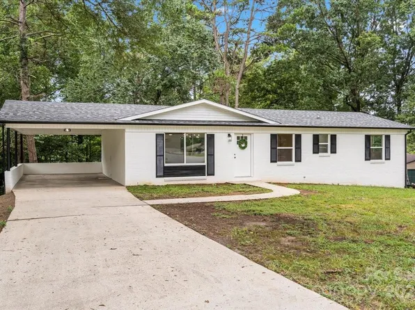 3030 Mac Dr, Hudson, NC 28638