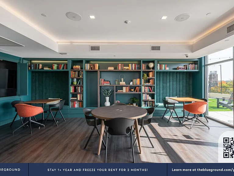 Building's Lounge