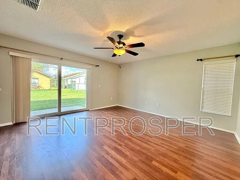 2205 Wyndam Way — Photo 2
