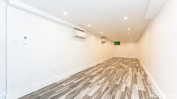 Rented by Nooklyn NYC LLC | media 15