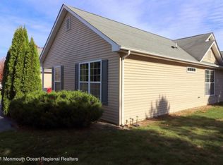 47 Winkle Ct, Whiting, NJ 08759