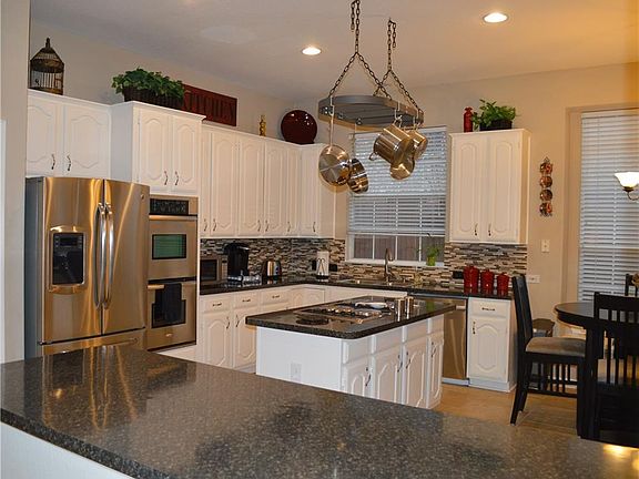 5th image of 134 Oakbend Dr