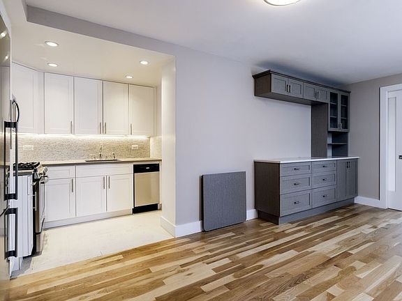 2nd image of 784 Columbus Ave APT 15N