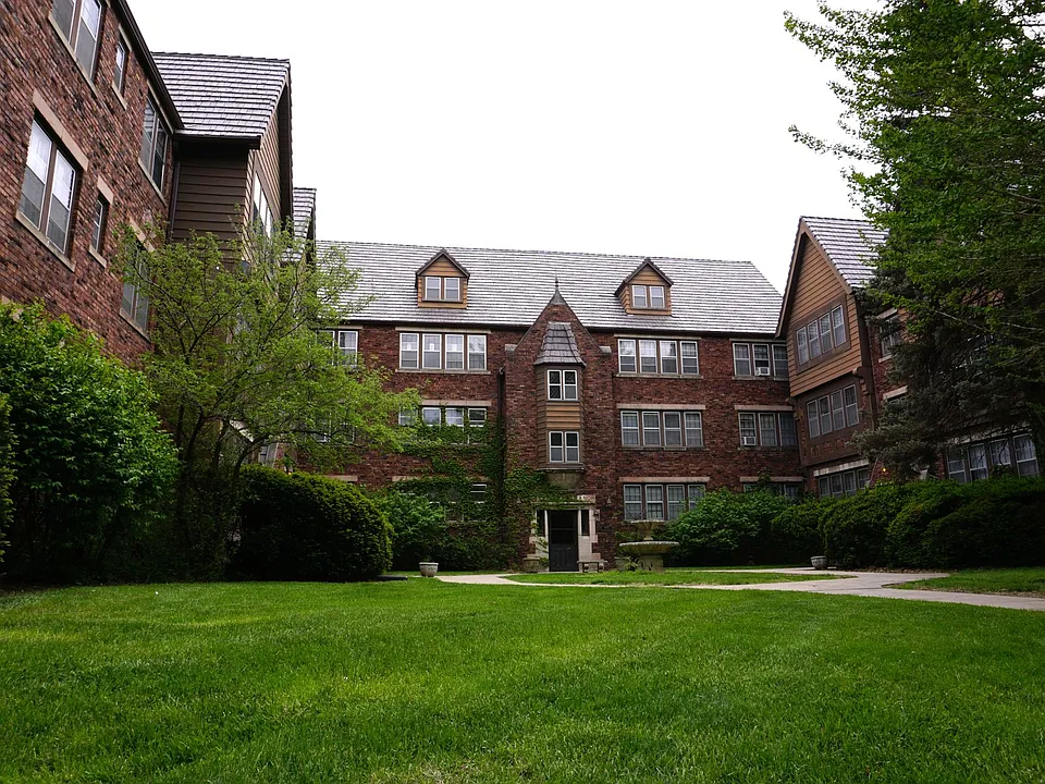 Buckingham Manor Apartments- Dundee