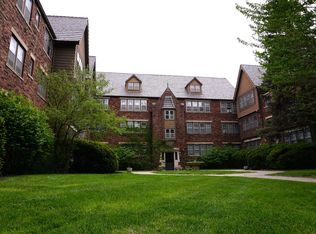 Buckingham Manor Apartments- Dundee, Omaha, NE 68132