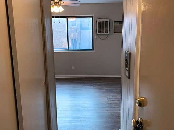 2nd image of 80 W Lane Ave APT 1N-80L-1N