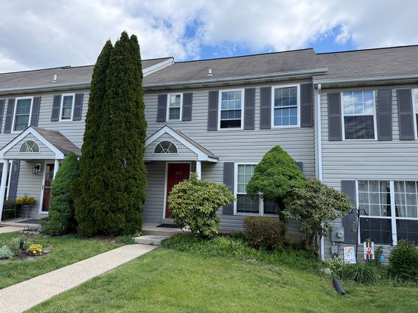 120 Village Dr