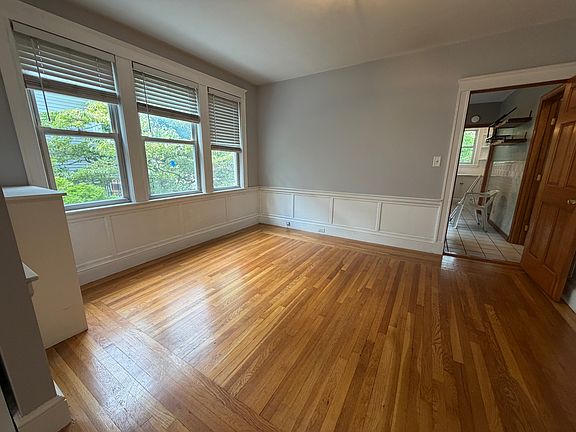 5th image of 15 Atherton Rd #1