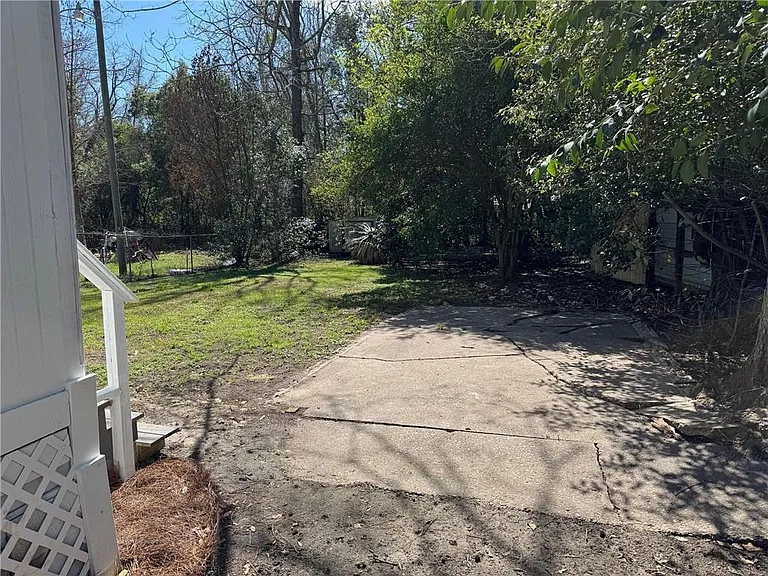 2853 Josephine St — Photo 16