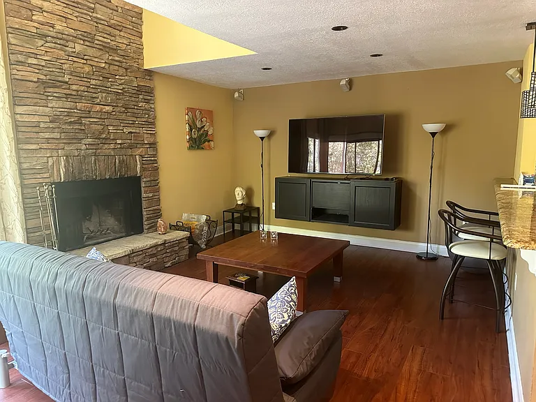 2190 Woodbridge Rd — Photo 13