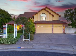 1305 Green Valley Ct, Roseville, CA 95747