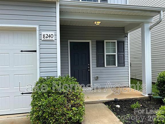 3rd image of 8240 Paw Valley Ln