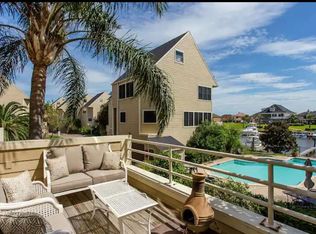 888 Davis Rd, League City, TX 77573