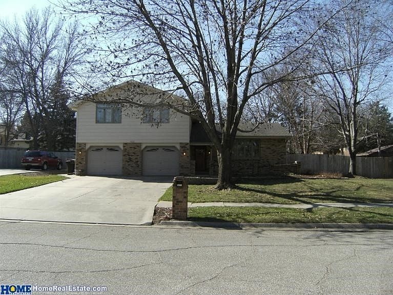 1st image of 7411 Whitestone Dr