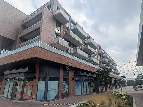 2nd image of 215 Lakeshore Rd W #447