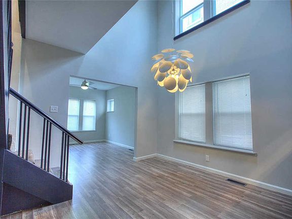 2nd image of 4258 McPherson Ave #A