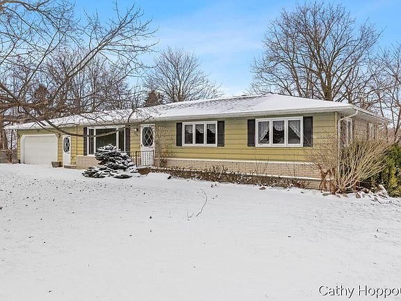2nd image of 250 Meadowlane Dr