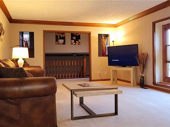 5th image of 1300 Whispering Woods Ln