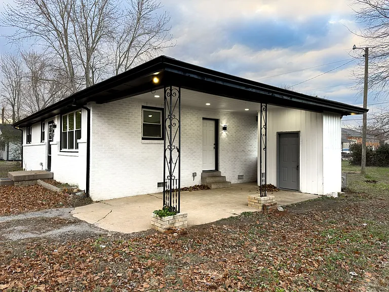 1307 Jarrett Dr — Photo 20