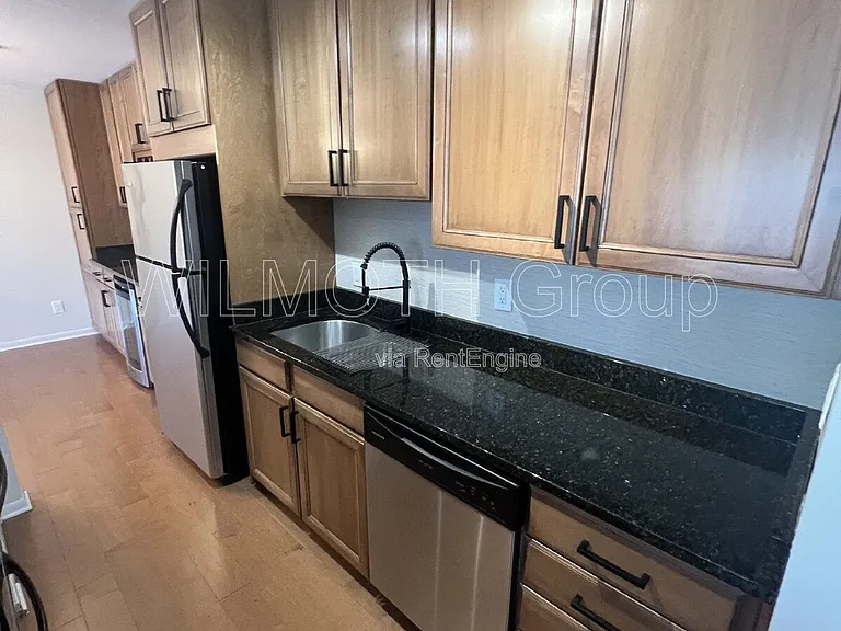 3965 N Meridian St #2D — Photo 7