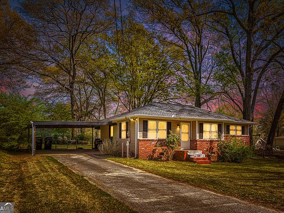 2nd image of 8504 Meadowbrook Dr