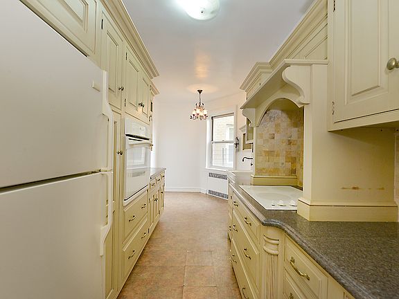 3rd image of 8610 34th Ave APT 420