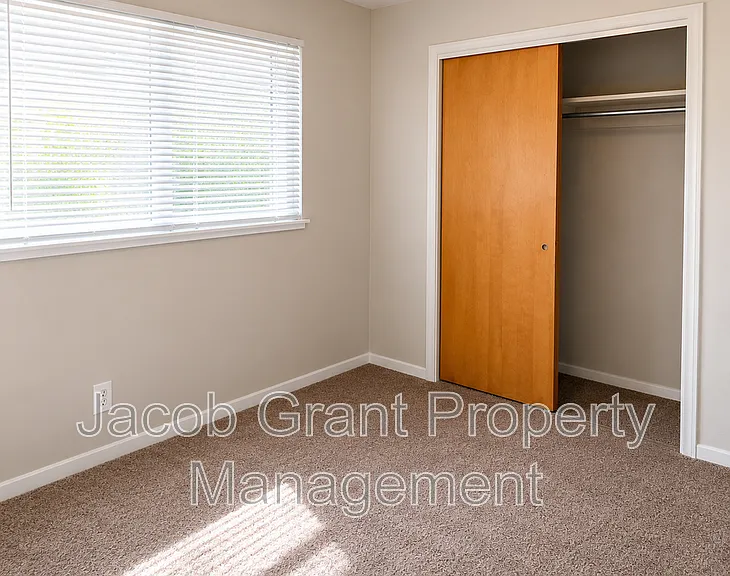 298 W 17th St #288 — Photo 11