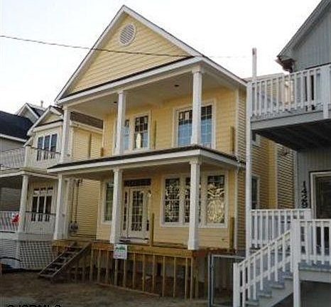 3rd image of 1427 Asbury Ave
