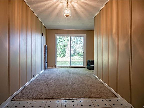 4th image of 50 Bonita Dr