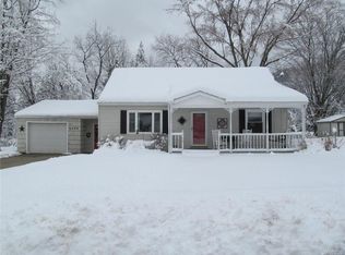 6529 Fairlane Dr, Boston, NY 14025