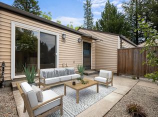1630 Yardley St, Santa Rosa, CA 95403