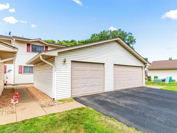 10658 Hummingbird St NW, Coon Rapids, MN 55433
