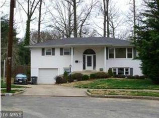 3301 Dauphine Dr, Falls Church, VA 22042