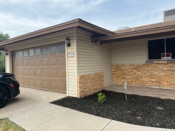 3rd image of 3848 W Lawrence Rd #1