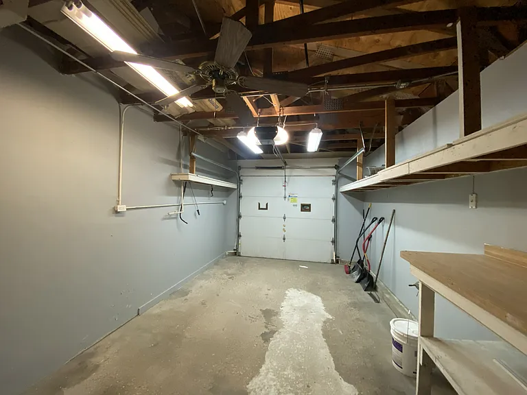 172 Placid Ave — Photo 9