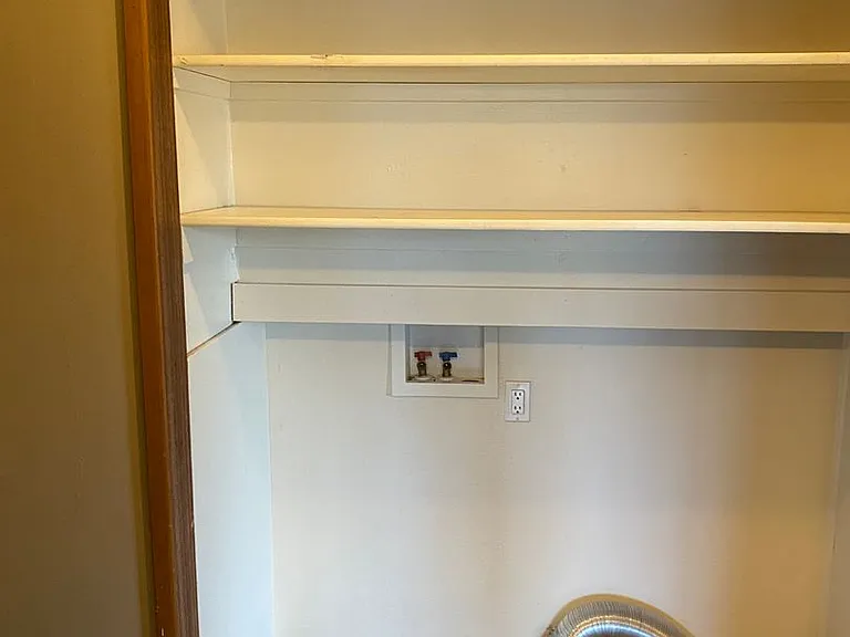 606 Anchor Pl — Photo 3