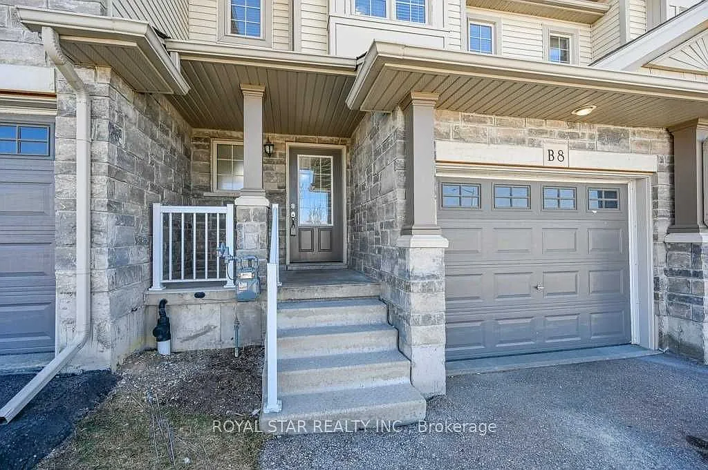 4 bed, $3,300 — Photo 2